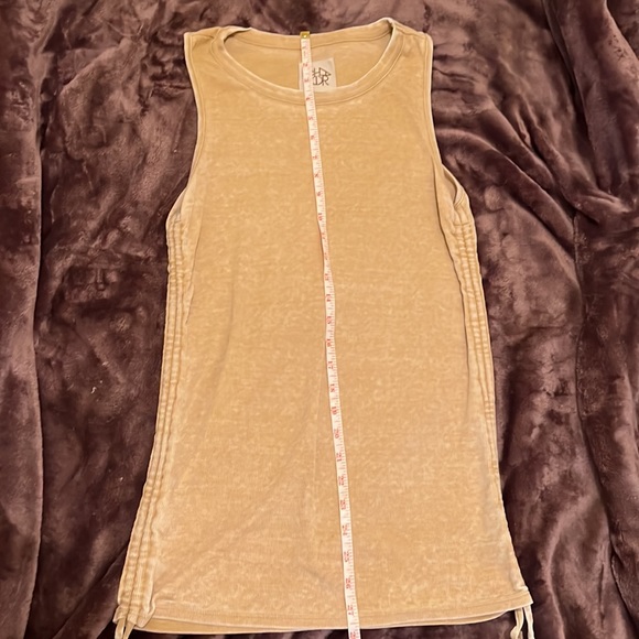 CHASER - beige muscle tank top with ruched detail size small - Picture 9 of 14